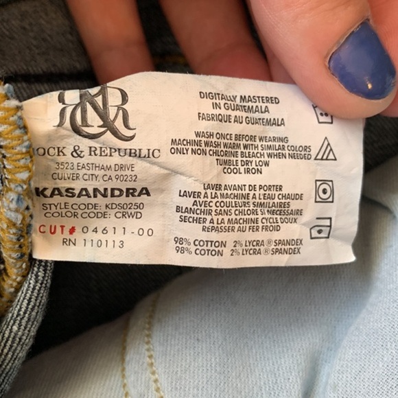 Rock & Republic Blue Straight Kasandra Jeans - Picture 10 of 11
